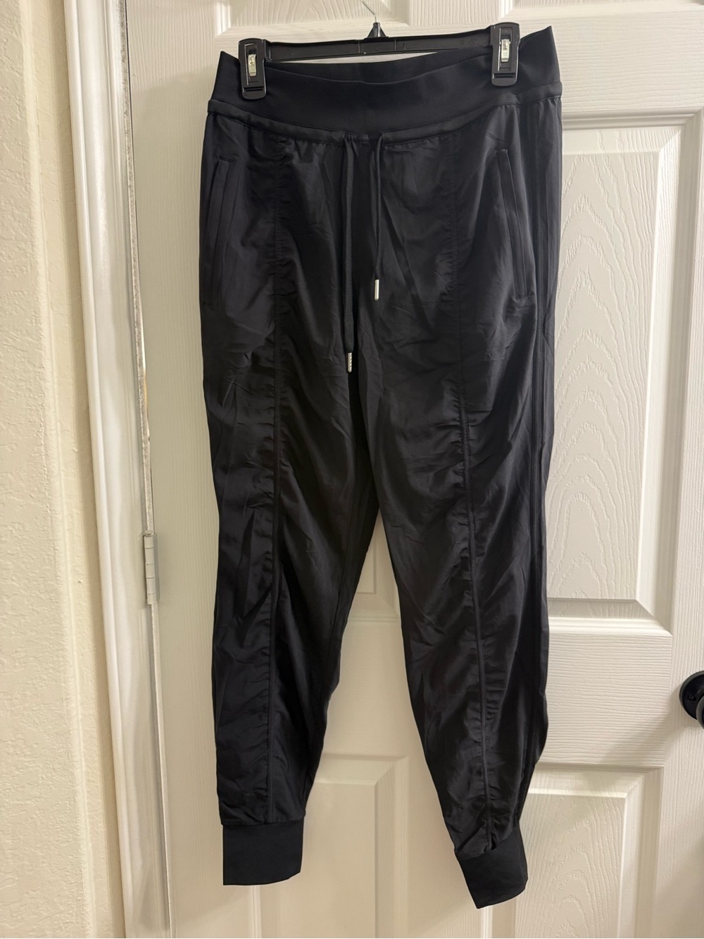 HALARA Black Men's Jogger Pants with Drawstring Waist